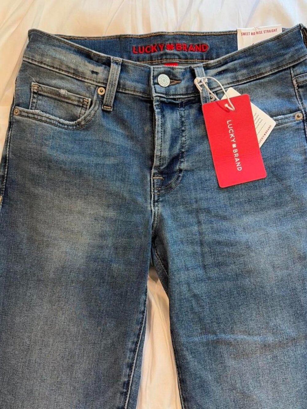 Lucky Brand Mid Rise Sweet Straight 4A NWT